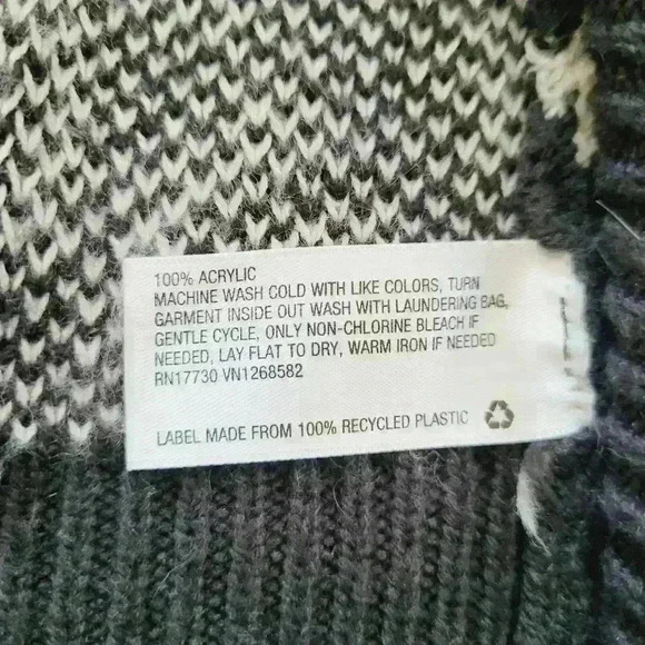 Universal Thread womans Animal Print Cardigan sweater Size S - Picture 7 of 8